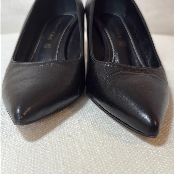 Vera Pelle Size 7  Black Pointed Toe Heels - Picture 6 of 9